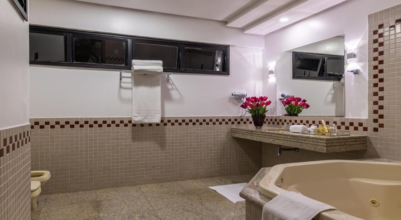 Hotel Dan Inn Uberlandia By Nacional Inn Buitenkant foto