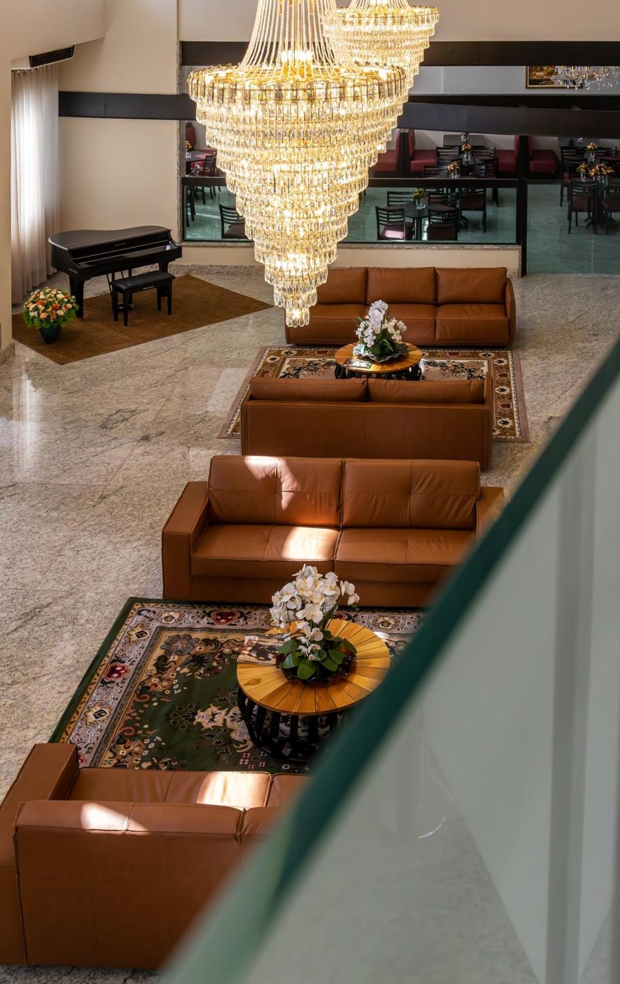Hotel Dan Inn Uberlandia By Nacional Inn Buitenkant foto