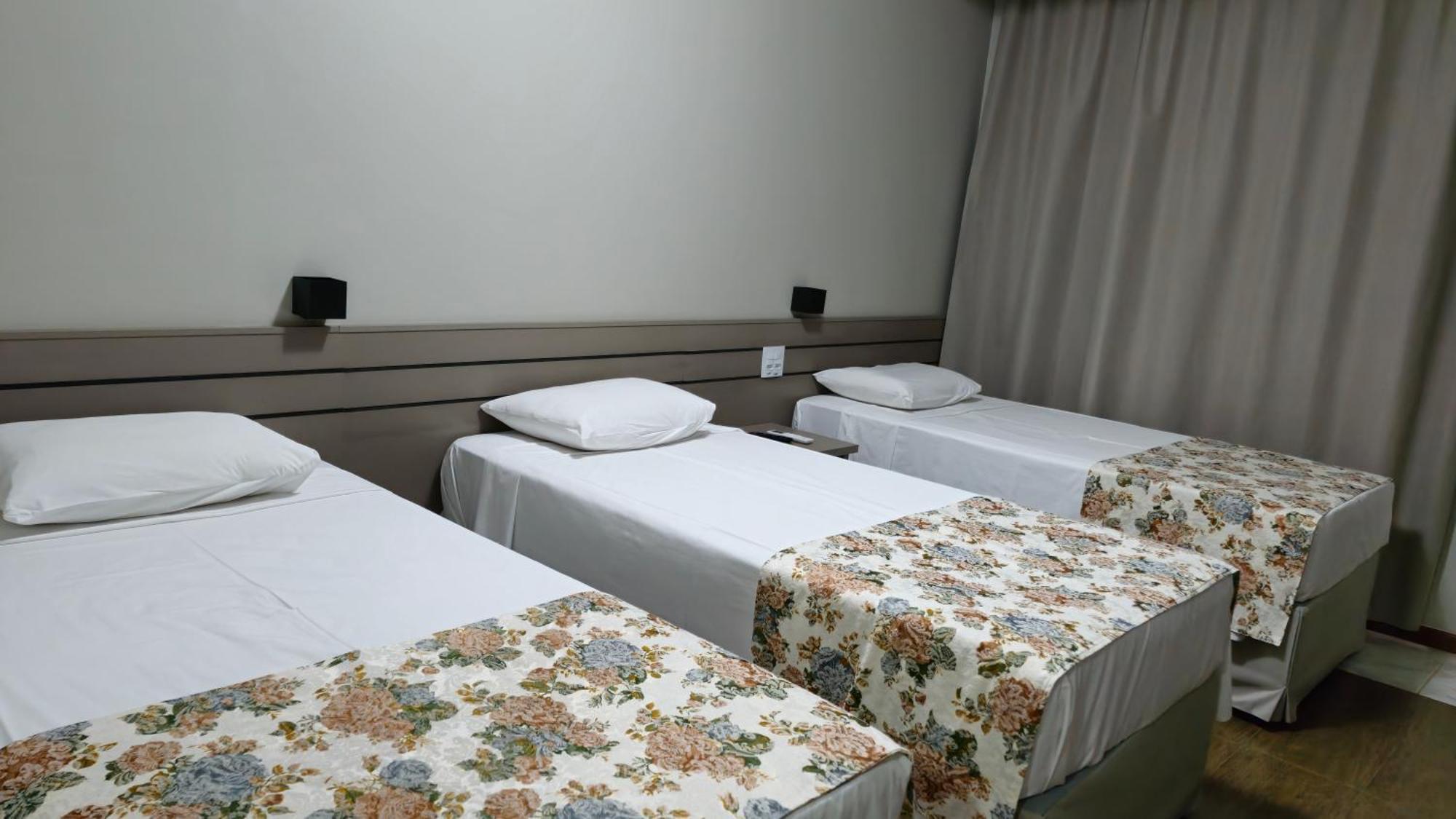 Hotel Dan Inn Uberlandia By Nacional Inn Buitenkant foto
